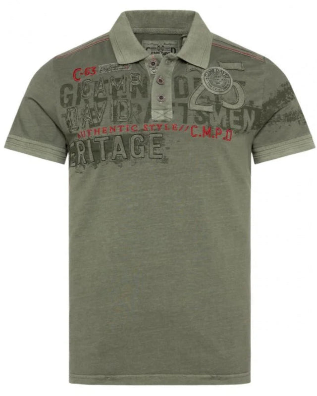 Casual polo shirt with signature label appliqués