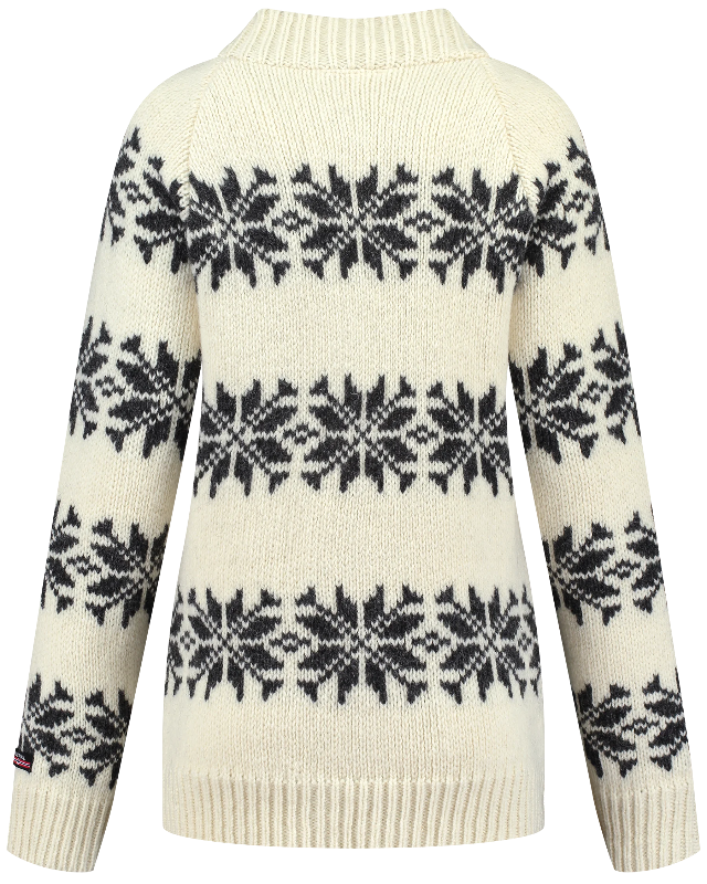 Icelandic jumper fitted with turtleneck of 100% pure wool