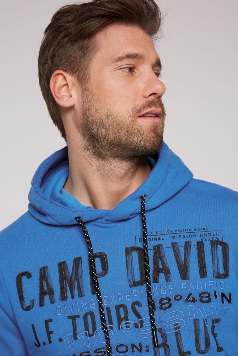 Camp David Cool Pacific Look with CAMP DAVID's Hooded Sweatshirt
