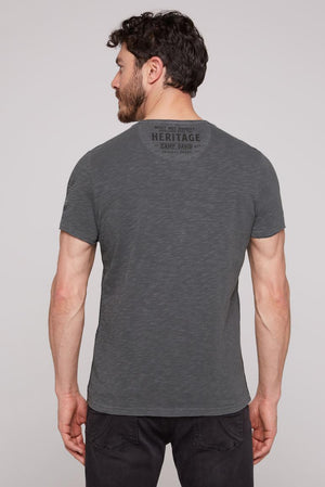 Grey V-Neck T-Shirt: Master of Skills Photoprint in Used Look