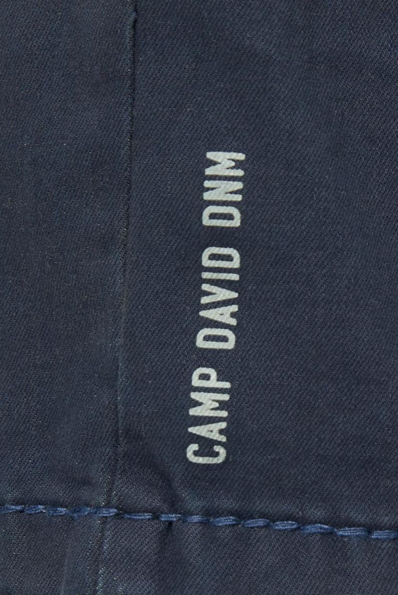 Camp DavidSkater denim shorts with wide seams, dark blue